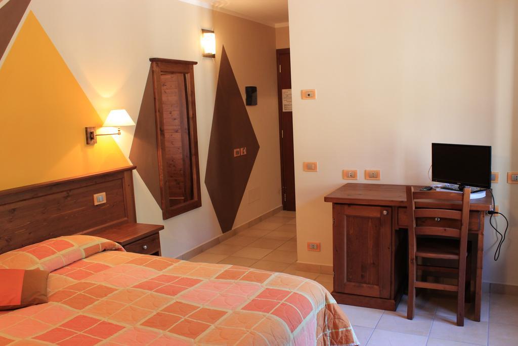 Chalet Seggiovia Pontechianale Rum bild