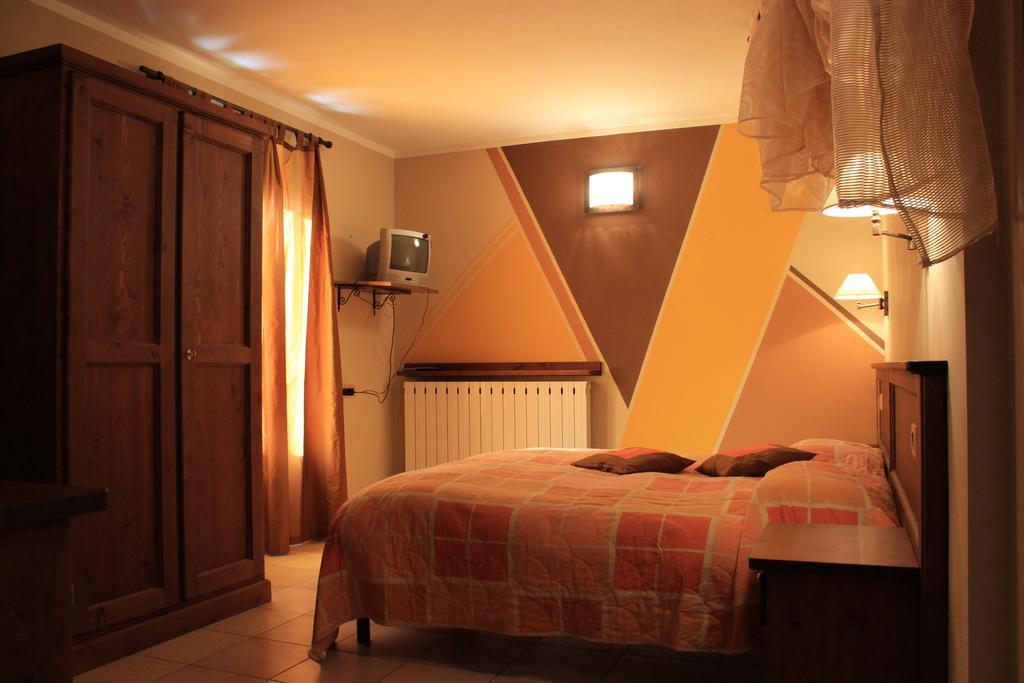 Chalet Seggiovia Pontechianale Rum bild