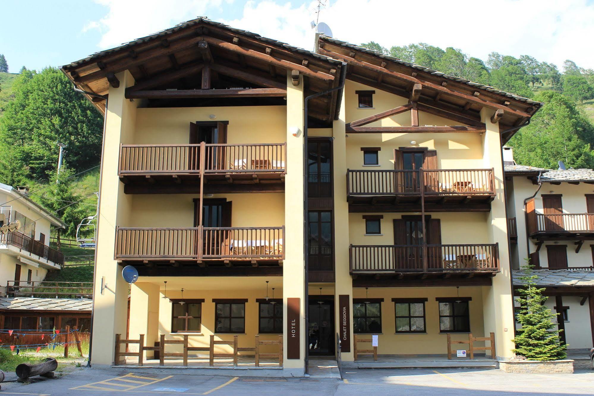 Chalet Seggiovia Pontechianale Exteriör bild